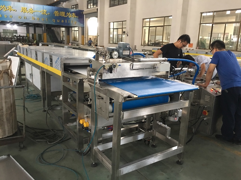 Blog perusahaan terbaru tentang Panduan Pemilihan Lini Dekorasi & Pendinginan Popcorn – Faktor Kunci dari Kontrol Proses hingga Efisiensi Produksi